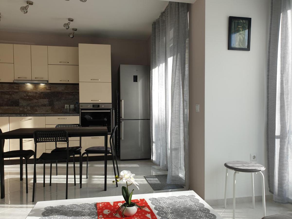 New The Twins Varna Two-Bedroom, Apt 5 At 15 Tsani Ginchev Street, Floor 3 Kültér fotó