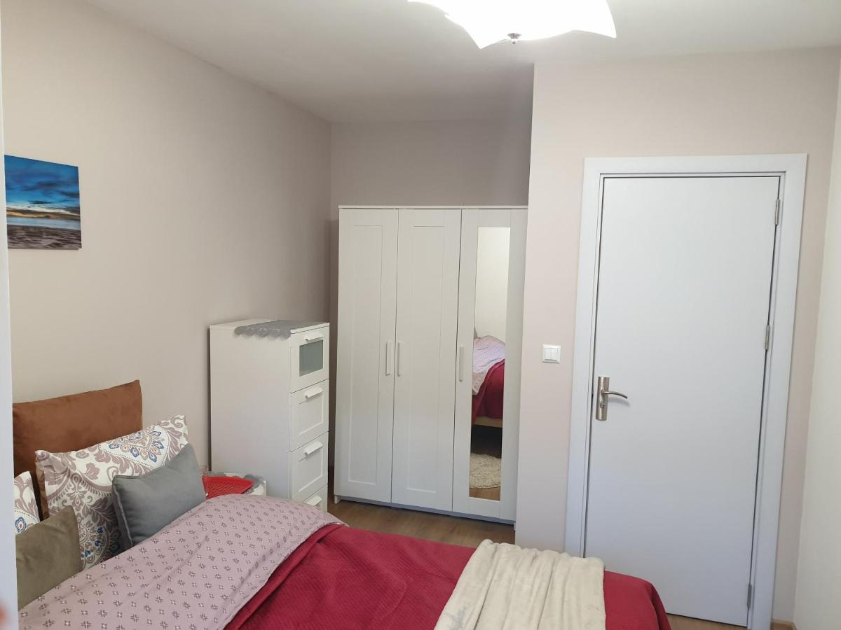 New The Twins Varna Two-Bedroom, Apt 5 At 15 Tsani Ginchev Street, Floor 3 Kültér fotó