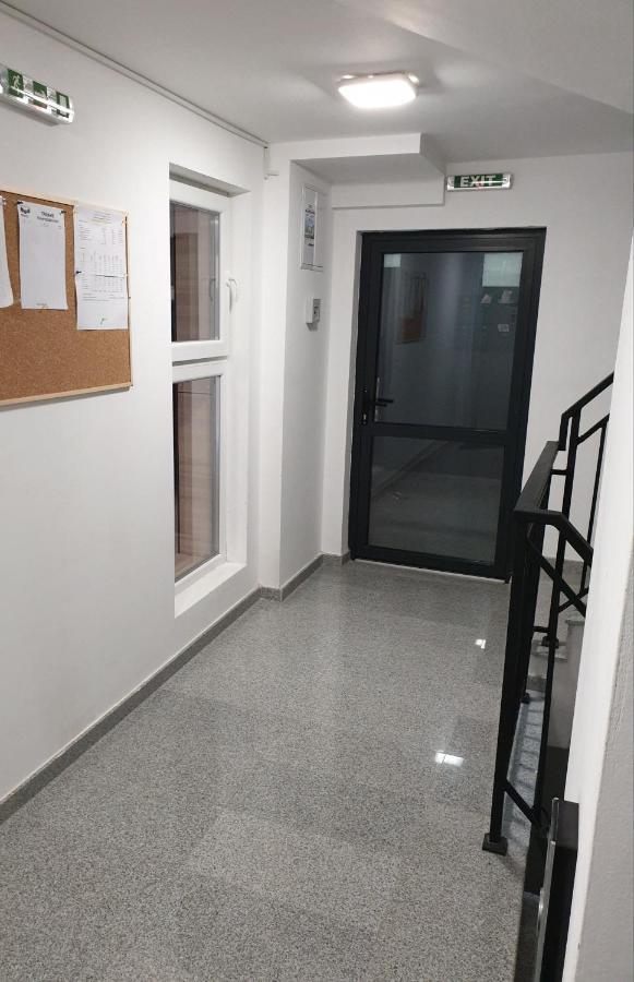 New The Twins Varna Two-Bedroom, Apt 5 At 15 Tsani Ginchev Street, Floor 3 Kültér fotó