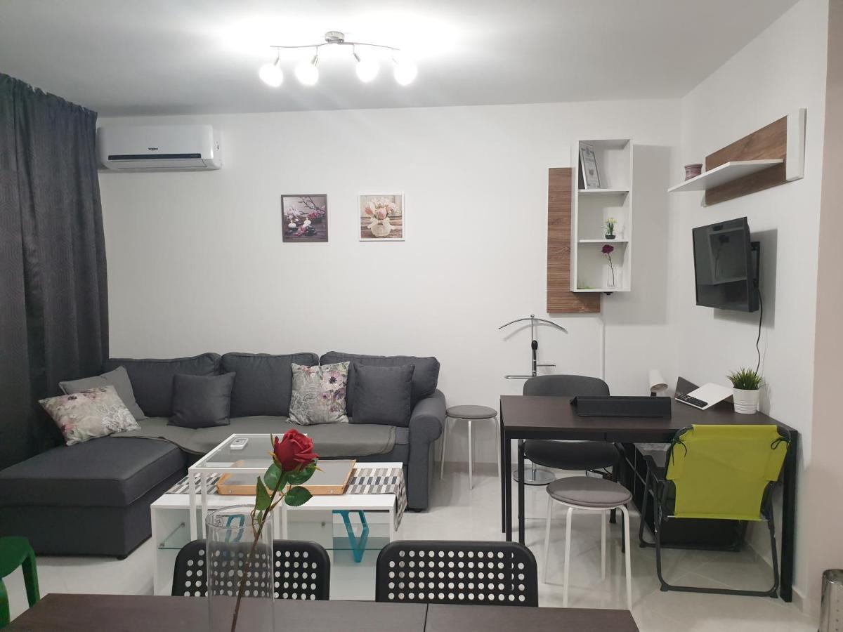 New The Twins Varna Two-Bedroom, Apt 5 At 15 Tsani Ginchev Street, Floor 3 Kültér fotó