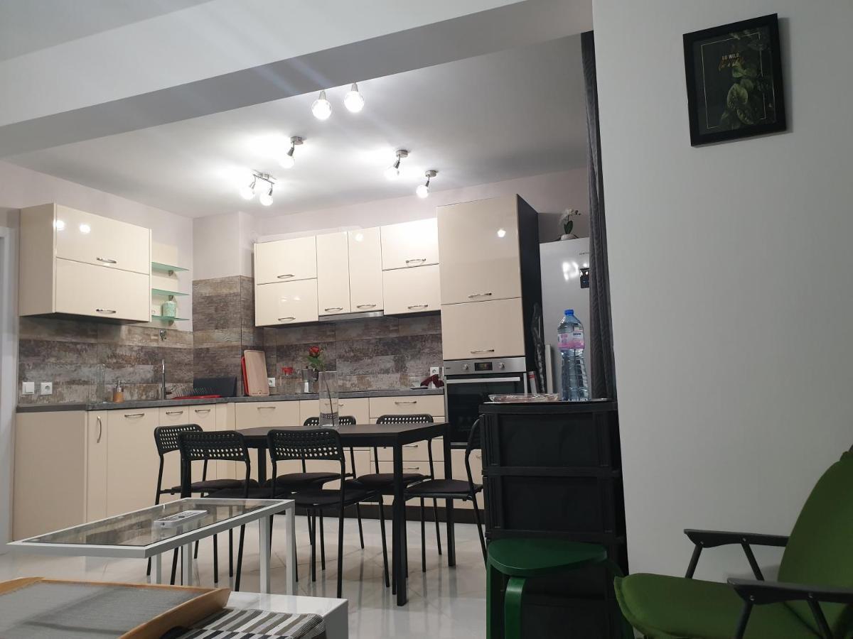 New The Twins Varna Two-Bedroom, Apt 5 At 15 Tsani Ginchev Street, Floor 3 Kültér fotó