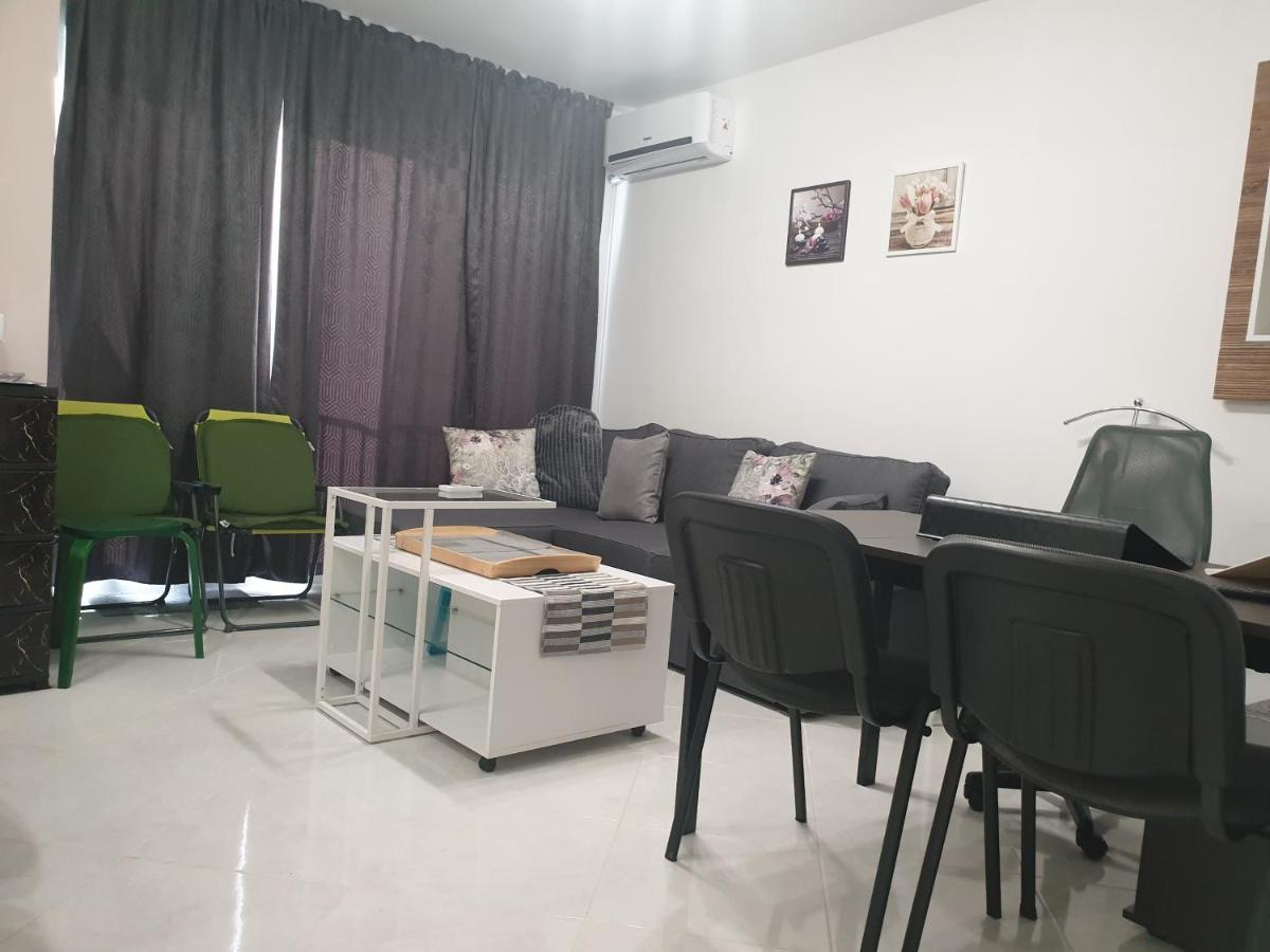 New The Twins Varna Two-Bedroom, Apt 5 At 15 Tsani Ginchev Street, Floor 3 Kültér fotó